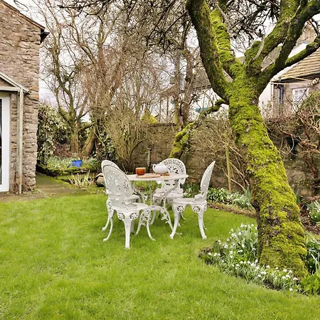 Finest Retreats - Vine Barn 度假居 *